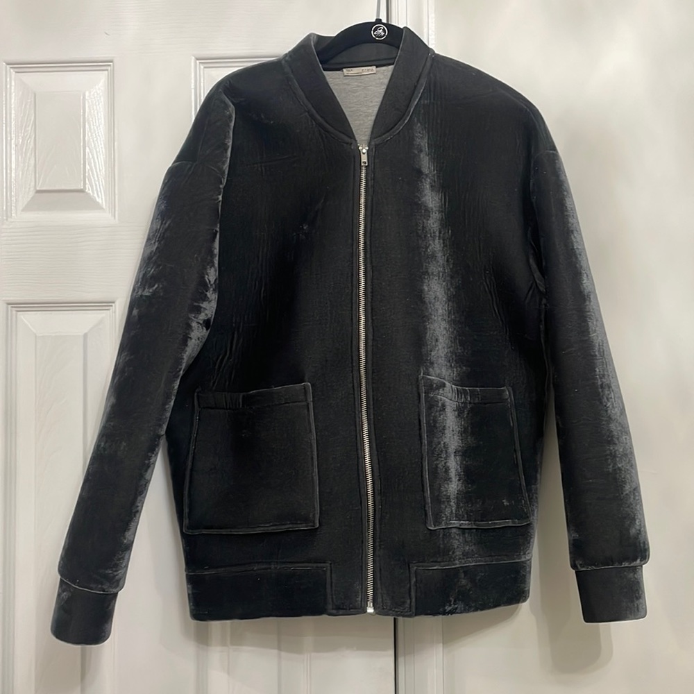 ZARA OVERSIZED VELOUR BOMBER JACKET